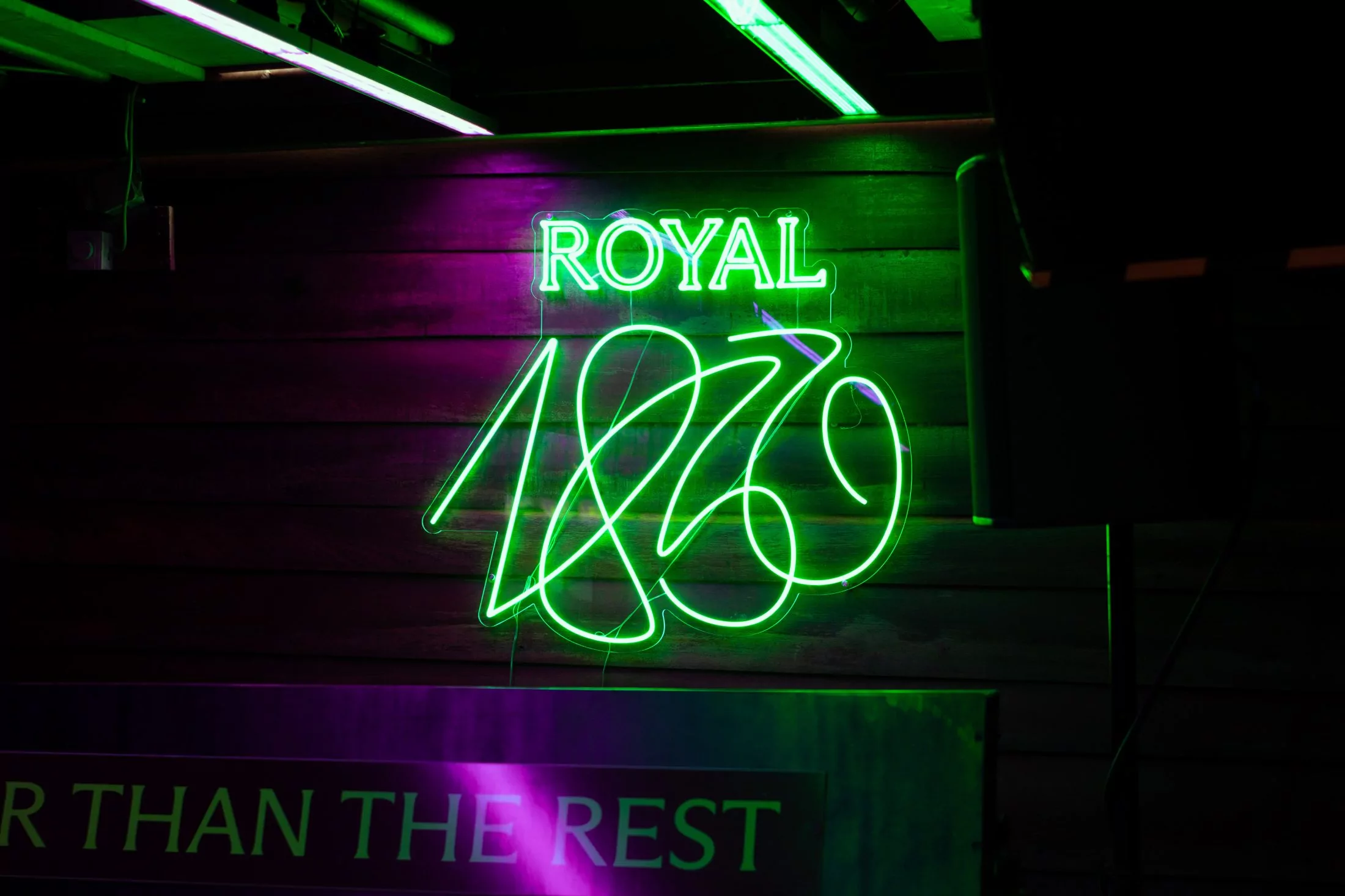 Sign for Royal1850